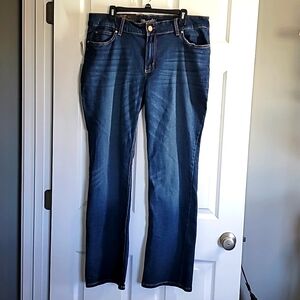 ☆ NWT Wrangler Retro